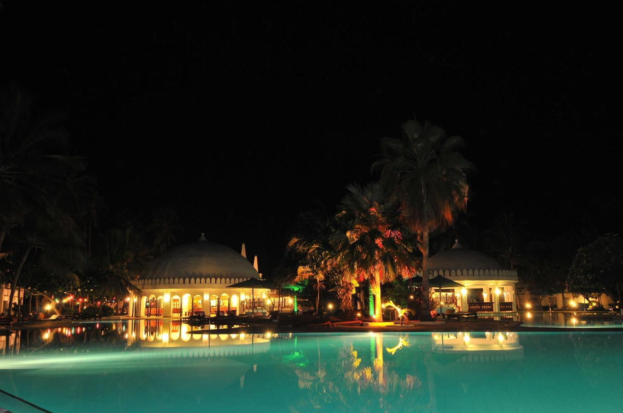 Southern Palms Beach Resort Playa de Diani Exterior foto