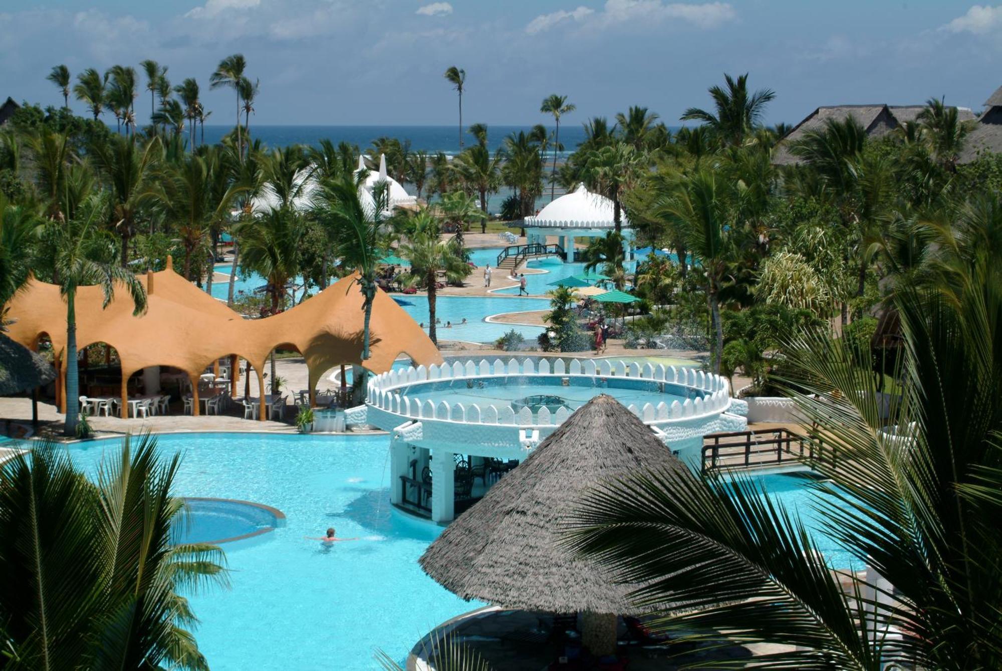 Southern Palms Beach Resort Playa de Diani Exterior foto
