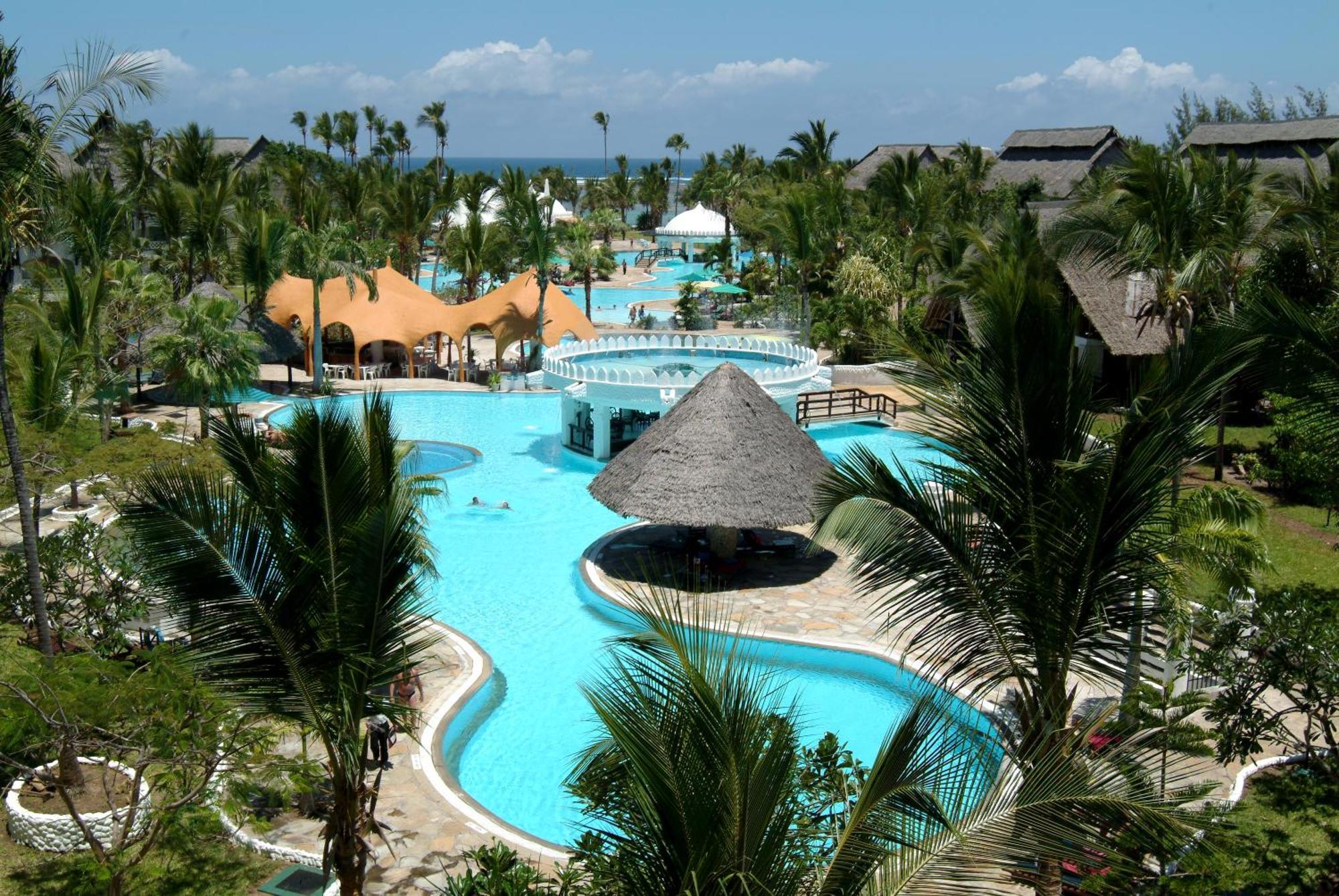 Southern Palms Beach Resort Playa de Diani Exterior foto